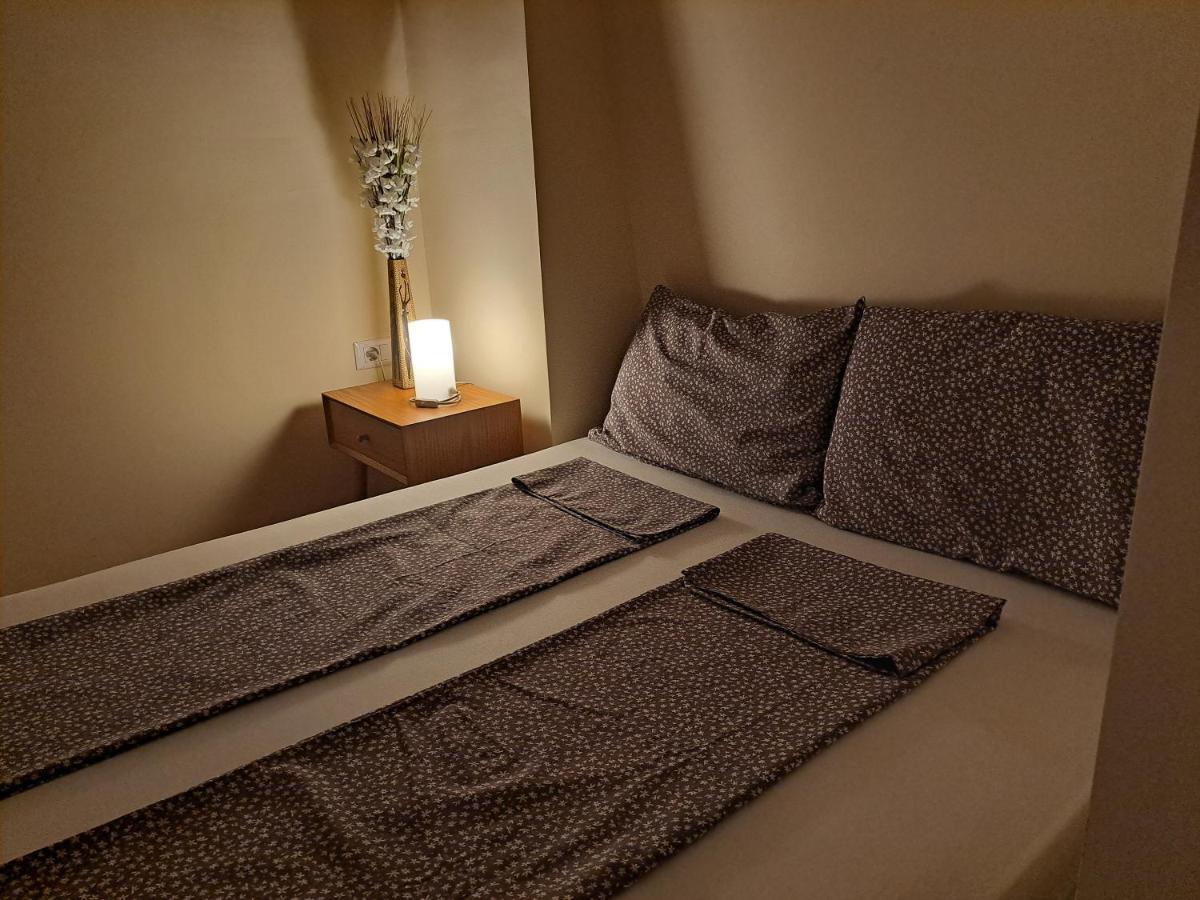 Bright Top Floor Apartment With Free Parking Скопье Экстерьер фото